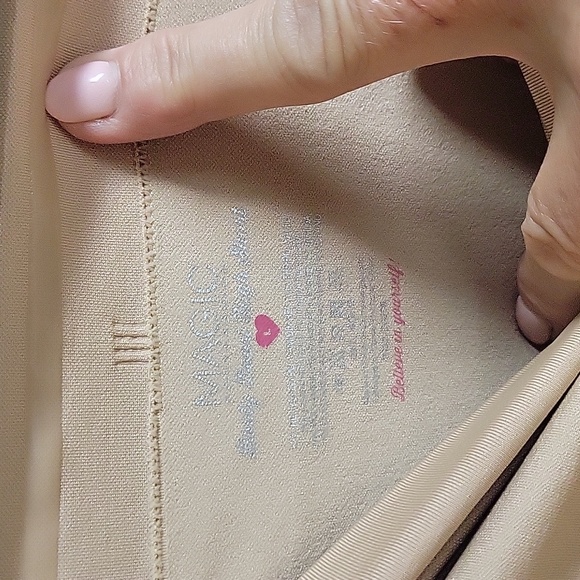 Booty Boost Shaper Shorts - Picture 8 of 11